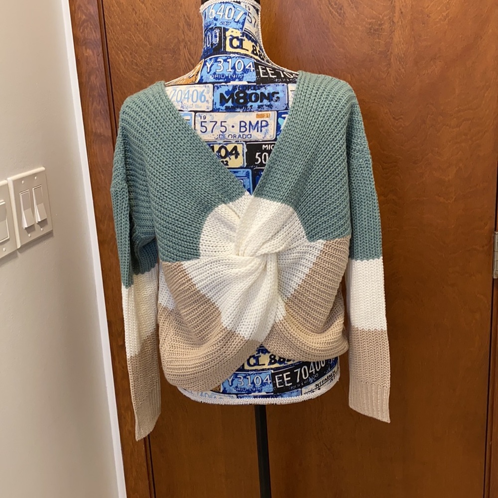 Full Circle Trends Size Medium - image 4